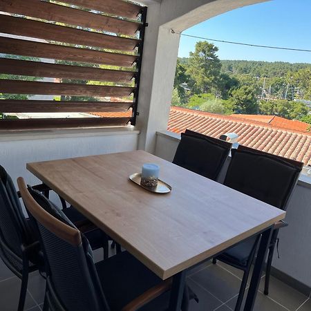 Apartment Bagaric Stari Grad  Exteriér fotografie